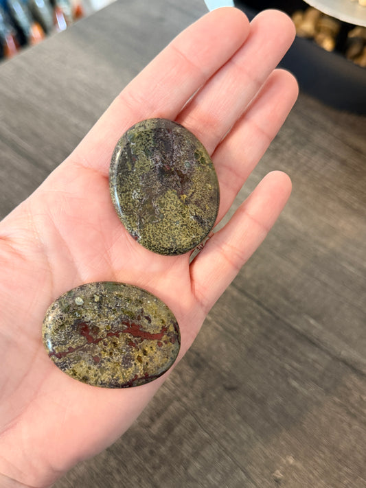 Rough Dragon's Bloodstone Worry Stone